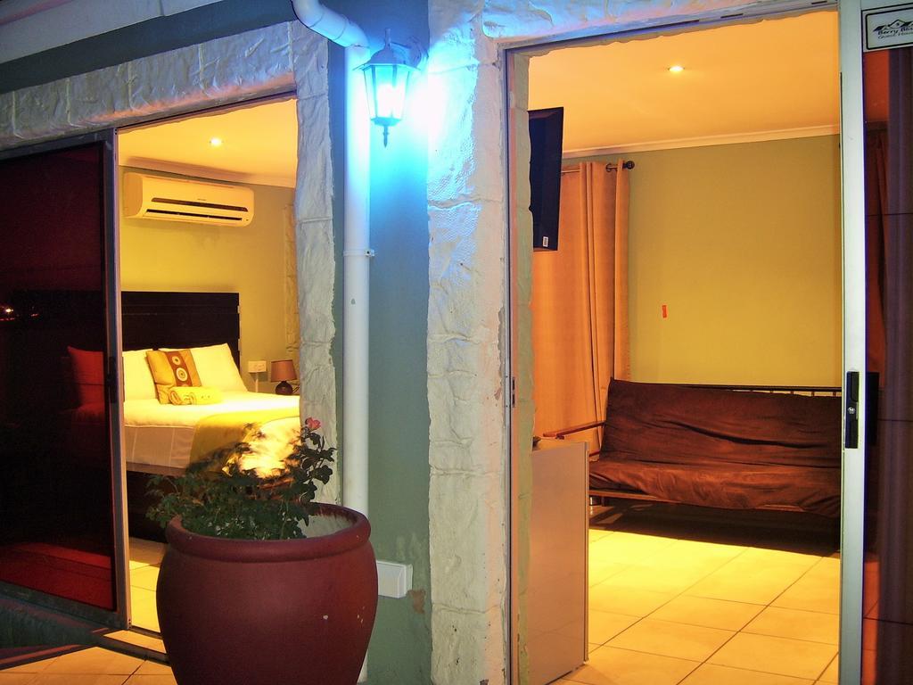 גאבורון Berry Bliss Guest House מראה חיצוני תמונה