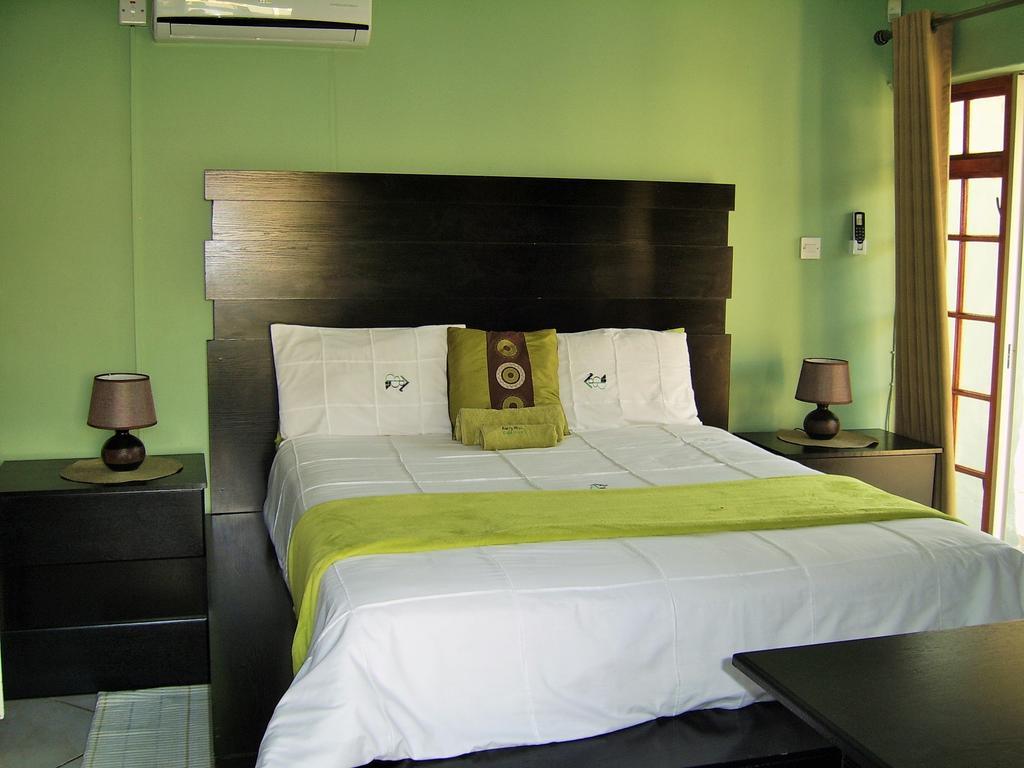 גאבורון Berry Bliss Guest House מראה חיצוני תמונה