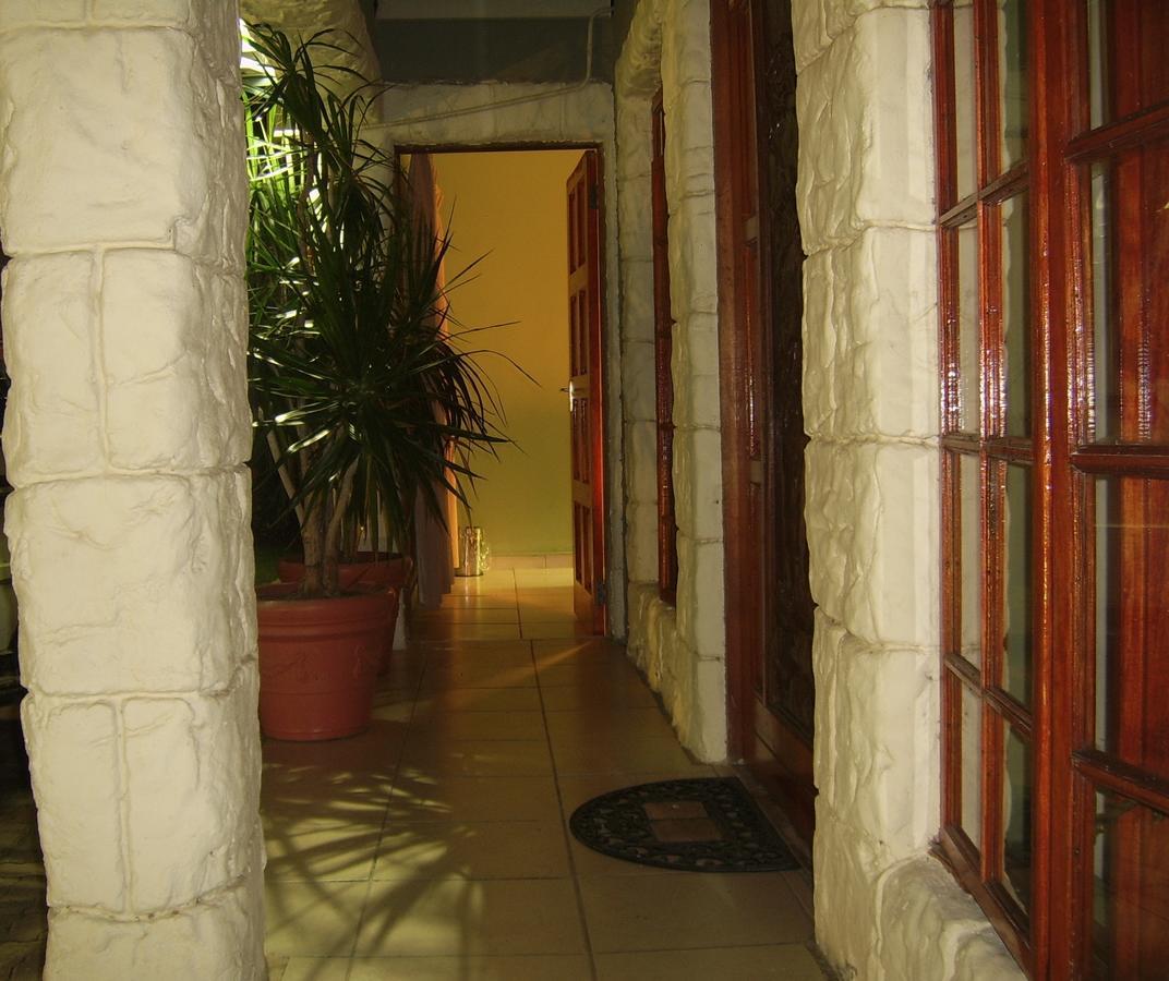 גאבורון Berry Bliss Guest House מראה חיצוני תמונה