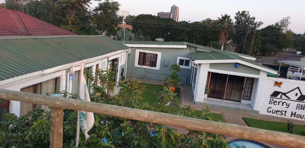 גאבורון Berry Bliss Guest House מראה חיצוני תמונה